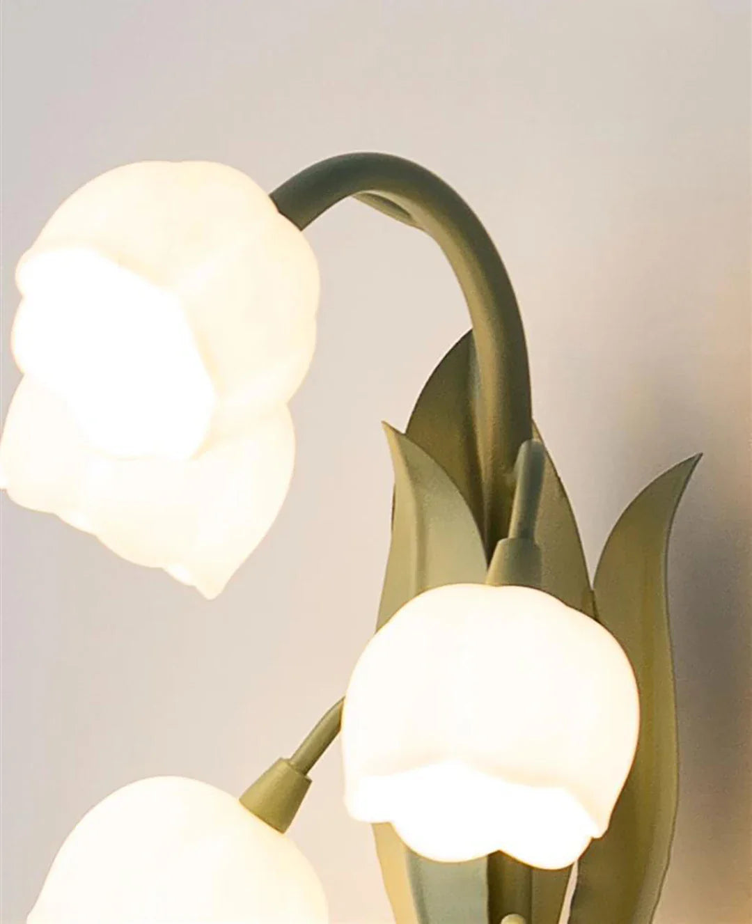 French Rural Retro Green PC Lily-Valley Flower Plant Table Lighting