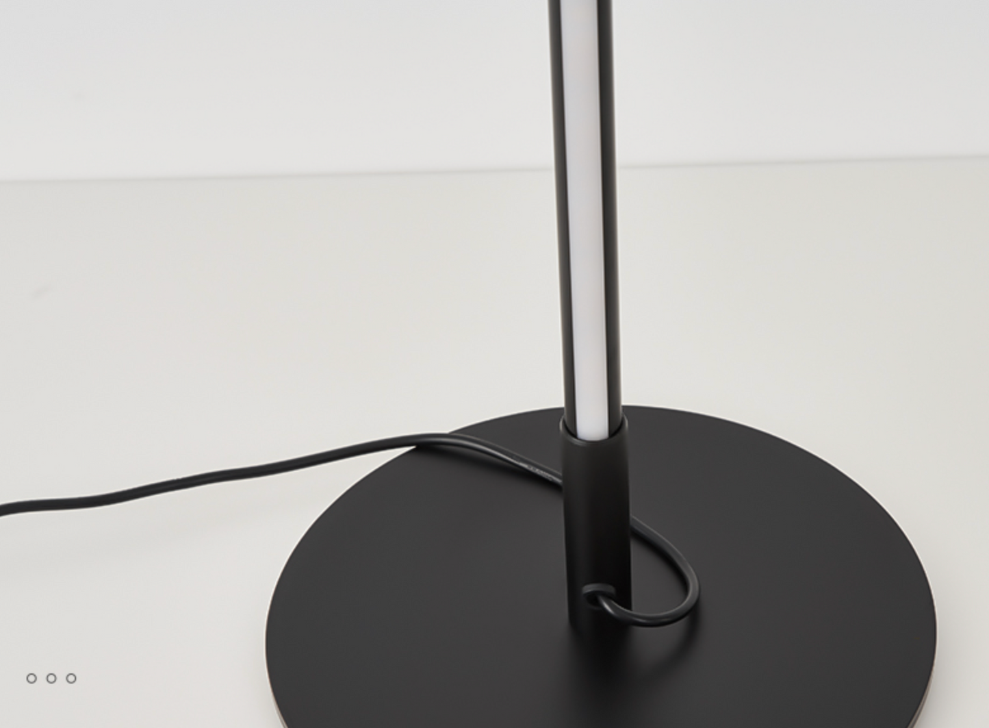 Trong - Minimalist LED Standing Lamp