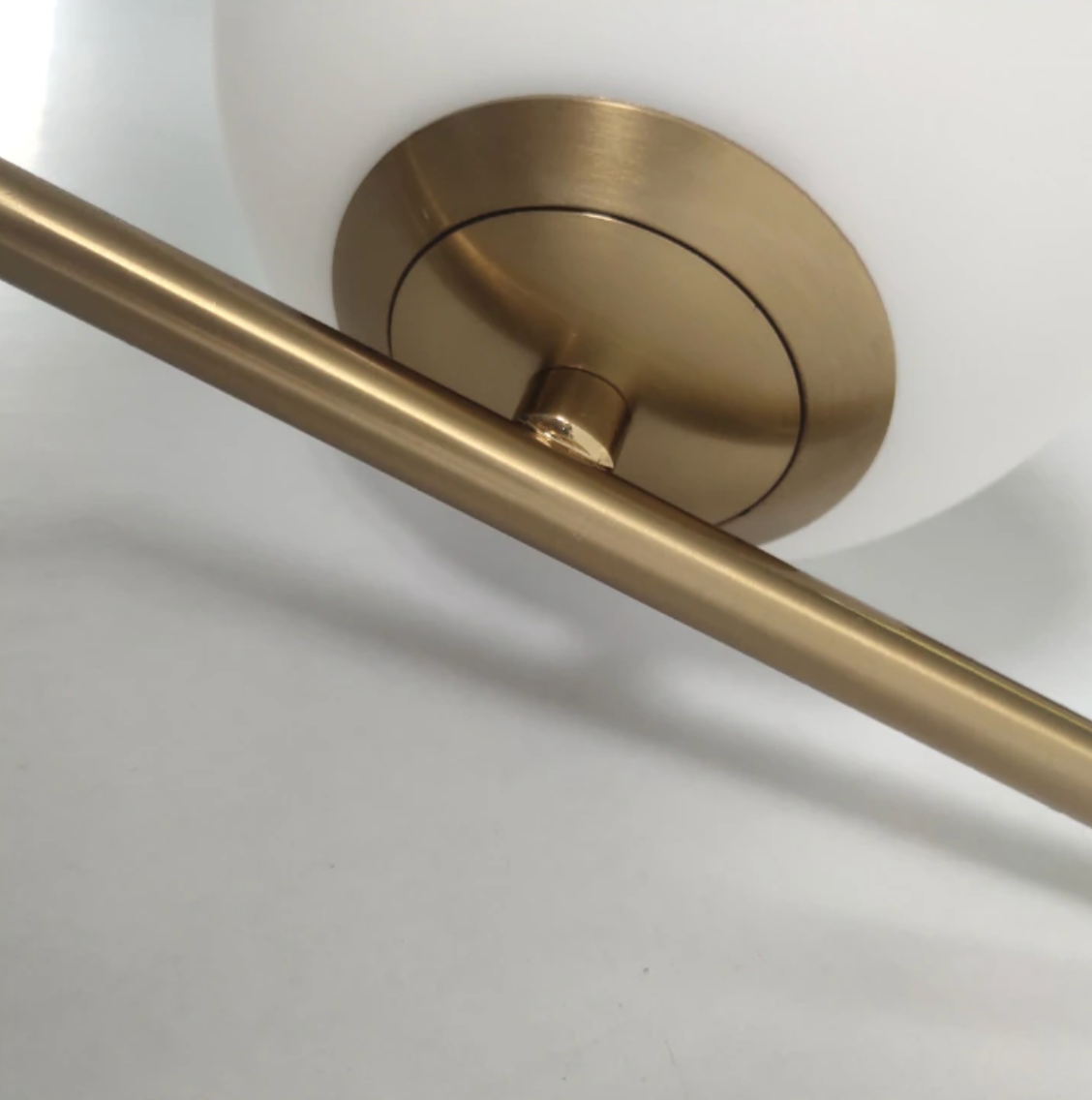 Bhuri - Modern LED glass ball pendant light
