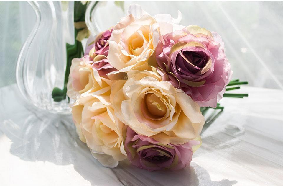 Orchid Rose with Vase - Nordic Side -