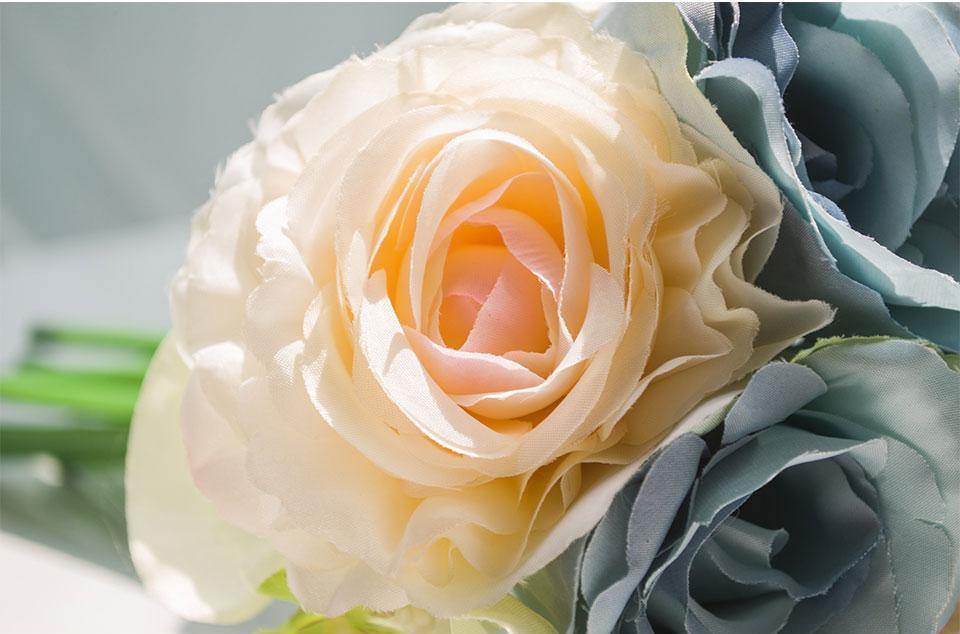 Orchid Rose with Vase - Nordic Side -