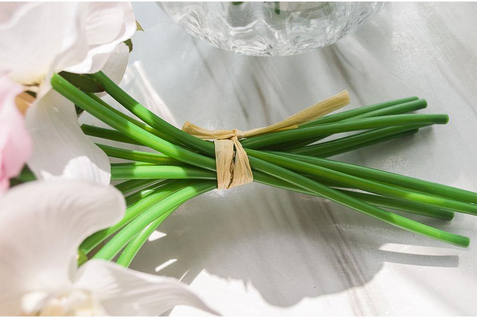 Orchid Rose with Vase - Nordic Side -