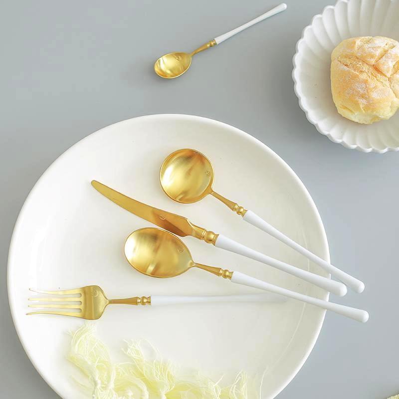 1 Pc White & Gold Cutlery - Nordic Side -