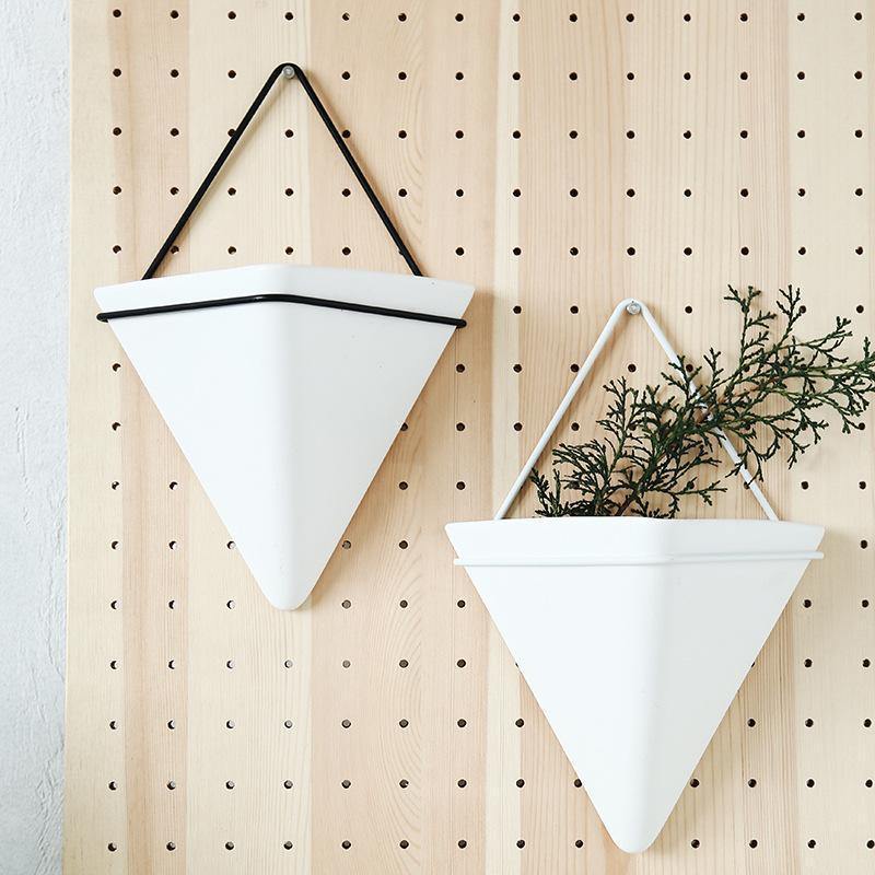Ceramic Wall Vase - Nordic Side -