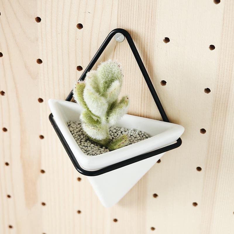 Ceramic Wall Vase - Nordic Side -