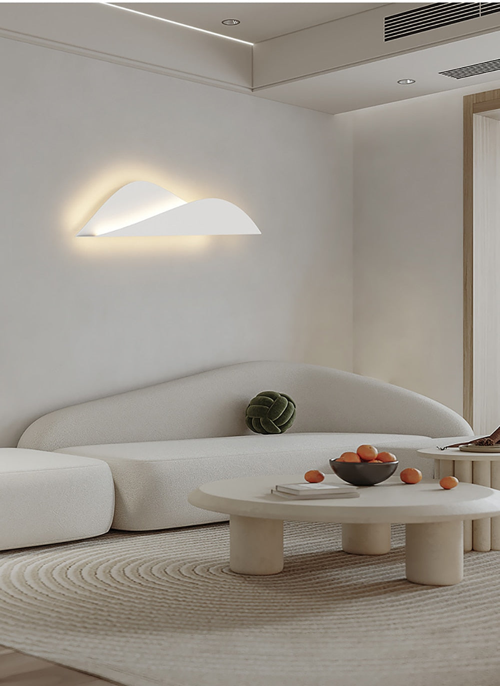 Yumma Modern LED Wall Lamp