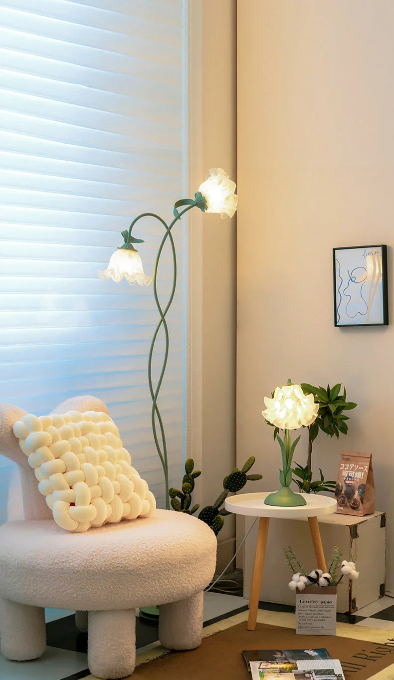 Vintage Pastoral Flower Table Lamp