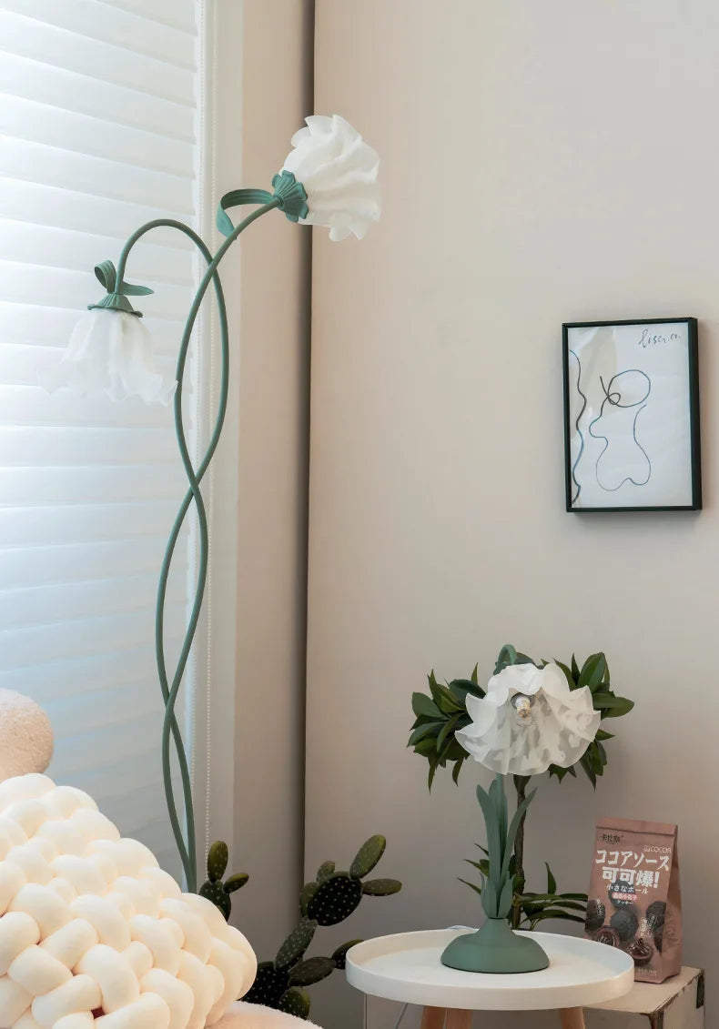 Vintage Pastoral Flower Table Lamp