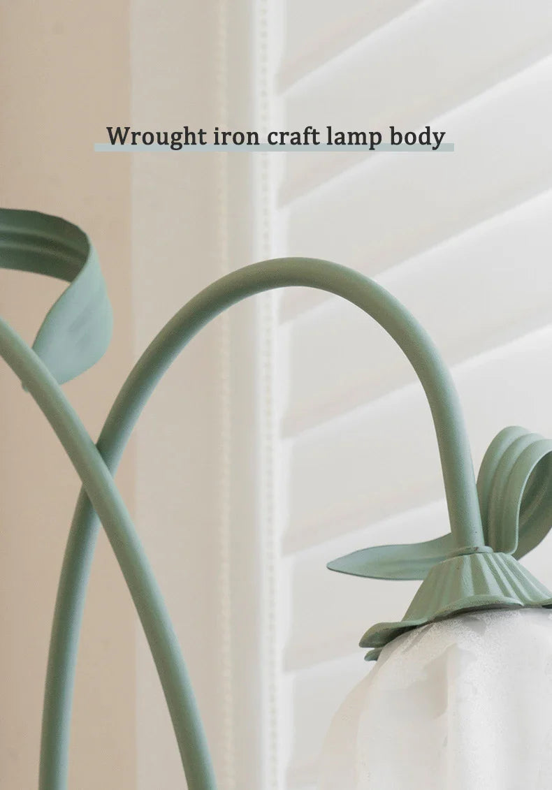 Vintage Pastoral Flower Table Lamp