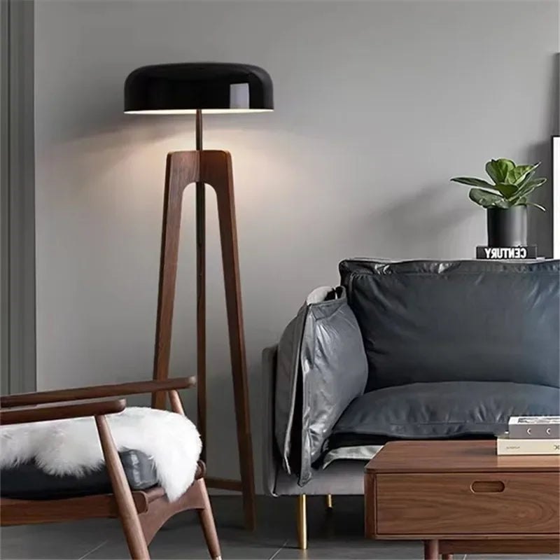 Vonee Classic Solid Wood Lamp