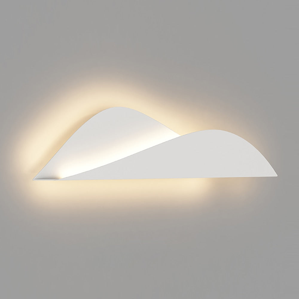 Yumma Modern LED Wall Lamp