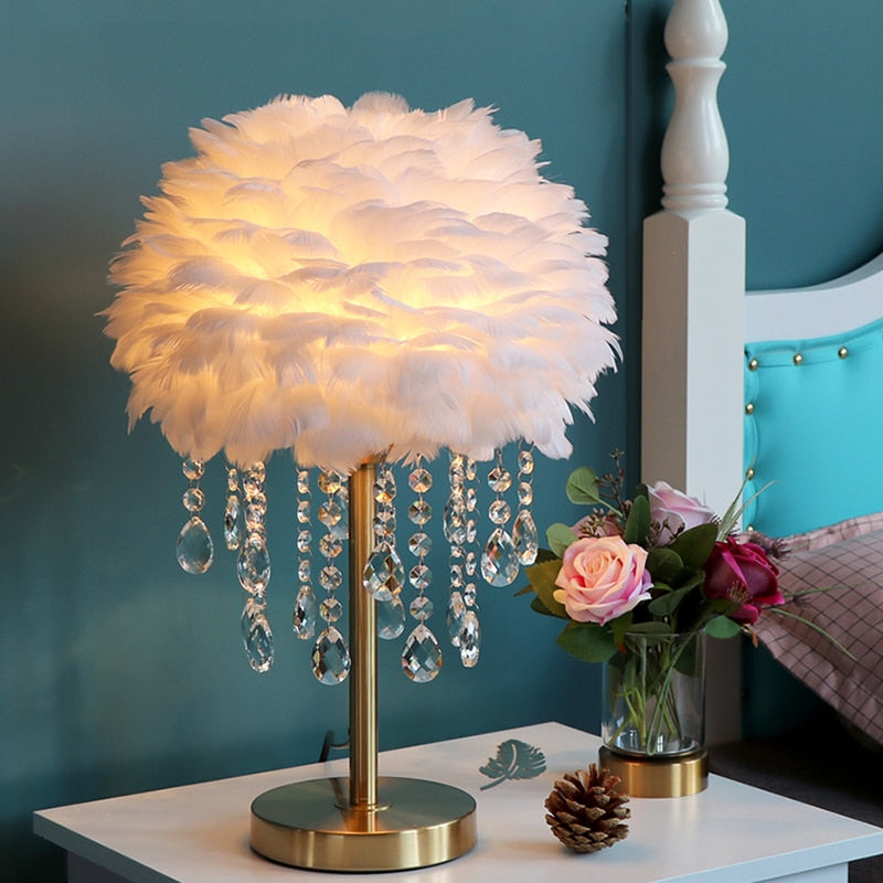 Nordic Feather Crystal Table Lamp