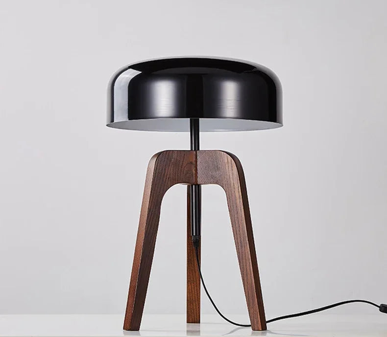 Vonee Classic Solid Wood Lamp