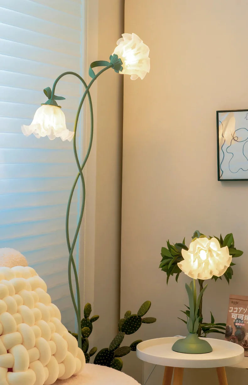 Vintage Pastoral Flower Table Lamp