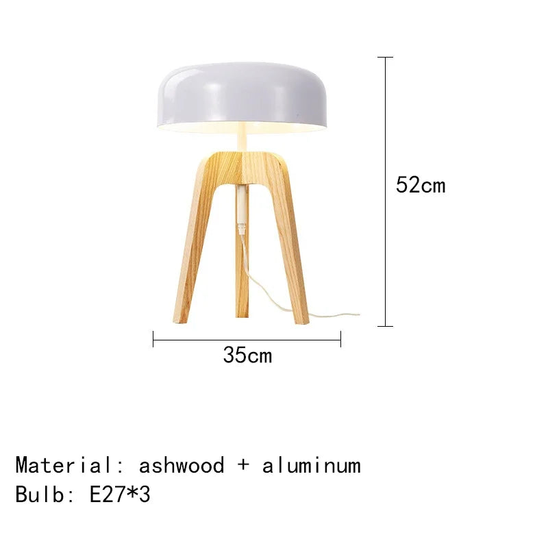 Vonee Classic Solid Wood Lamp