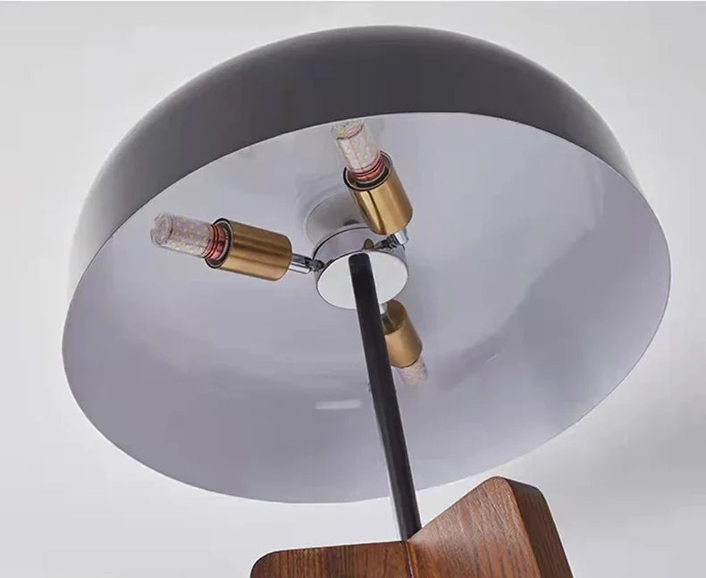 Vonee Classic Solid Wood Lamp