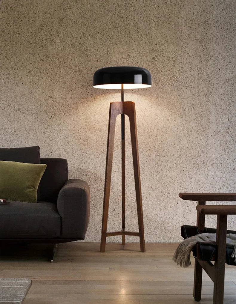 Vonee Classic Solid Wood Lamp