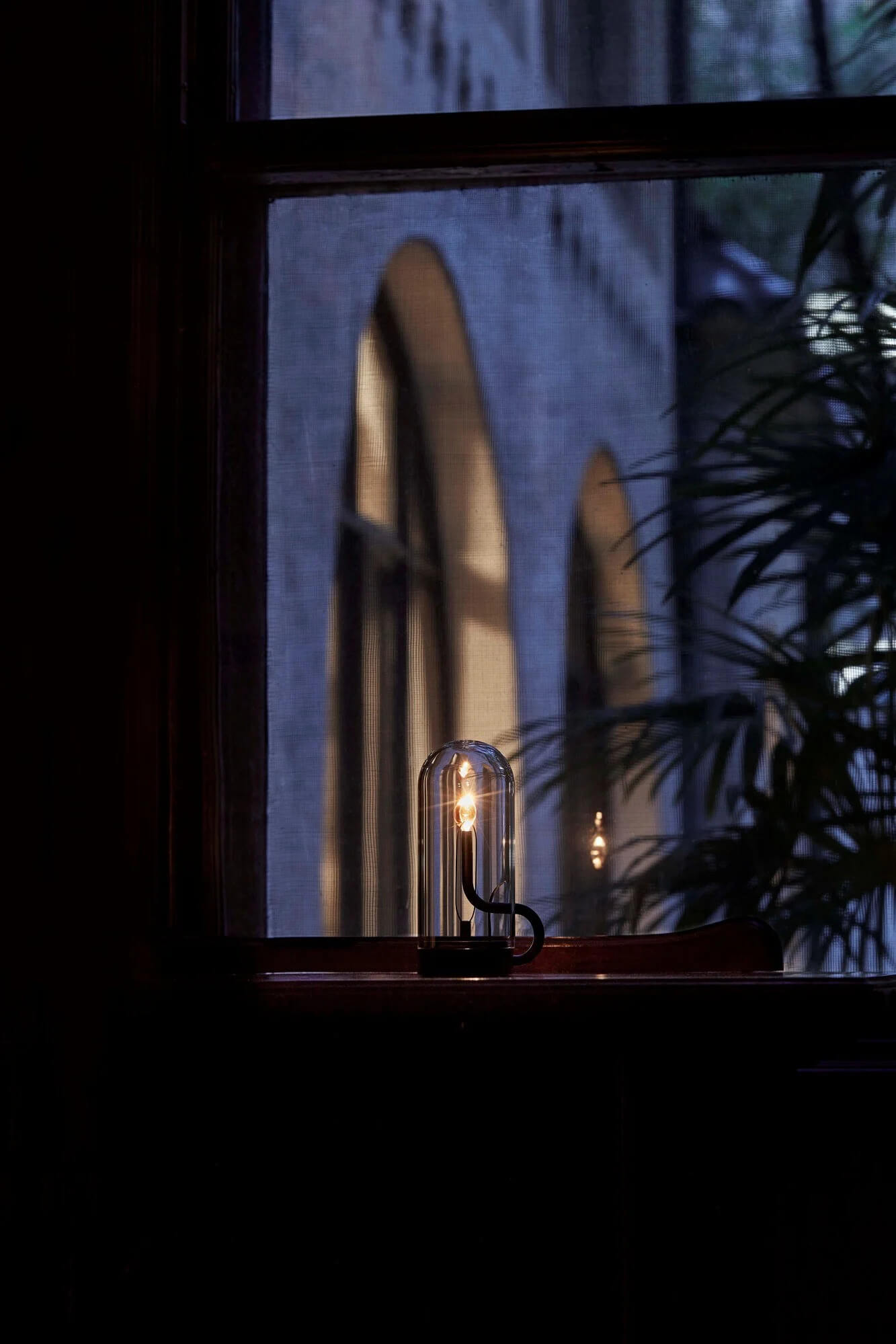Ambient Candle™ - Cordless Candlestick Table Lamp