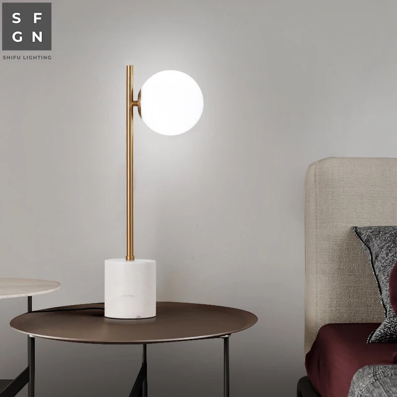 Simple Modern 1x Table Lamp